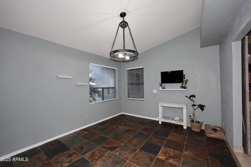 Home Office / Flex Room