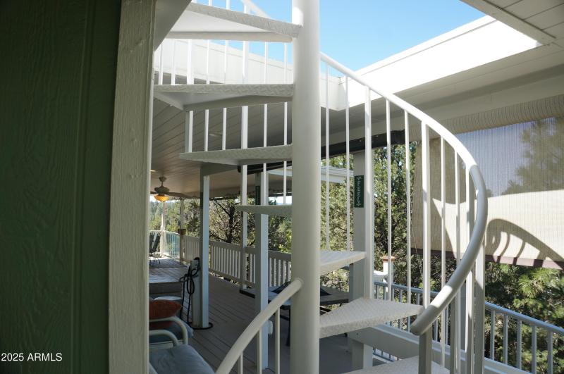 008 sprial staircase to roof viewing dec