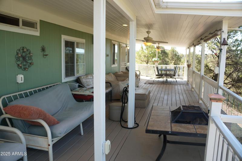 009 700 sq ft Trex Deck with awesome vie