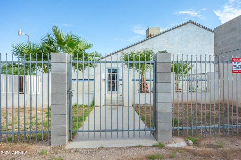Gate to North (Pool) Building