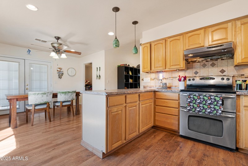 Kitchen 5