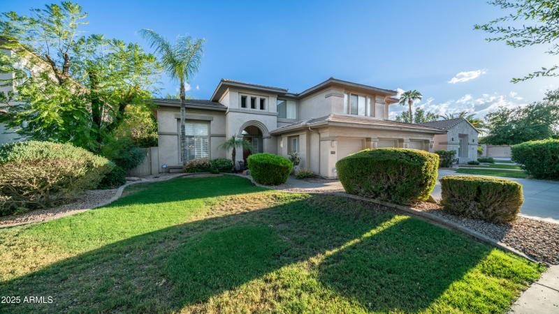 1951 W Bartlett Ct Exterior Photos-4