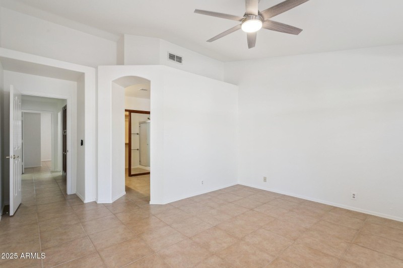 19-web-or-mls-8942-w-sequoia-dr