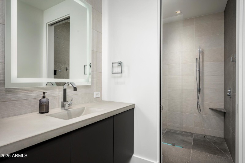 Casita Bathroom/ Bathroom 5