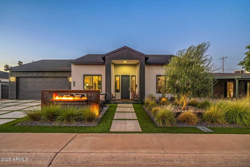 72-web-or-mls-Front Twilight-5