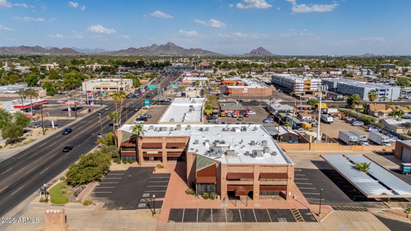 28 - Glendale Drone