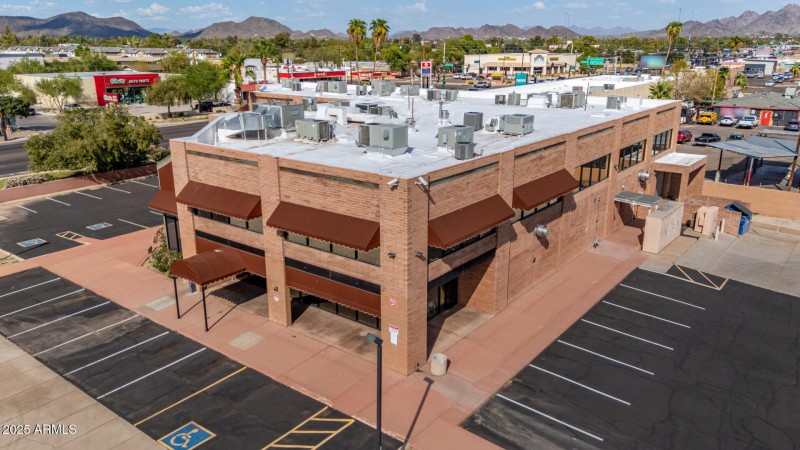 35 - Glendale Drone