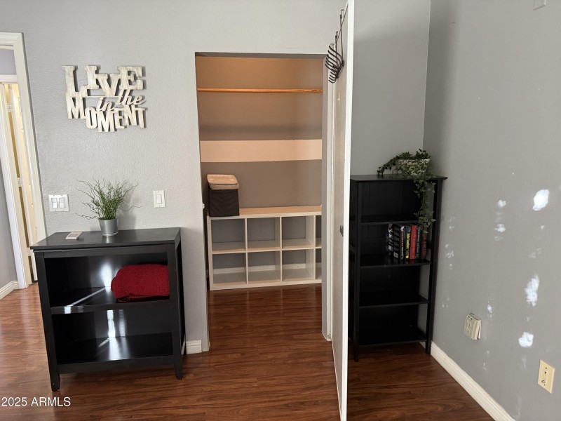 Master Walkin Closet