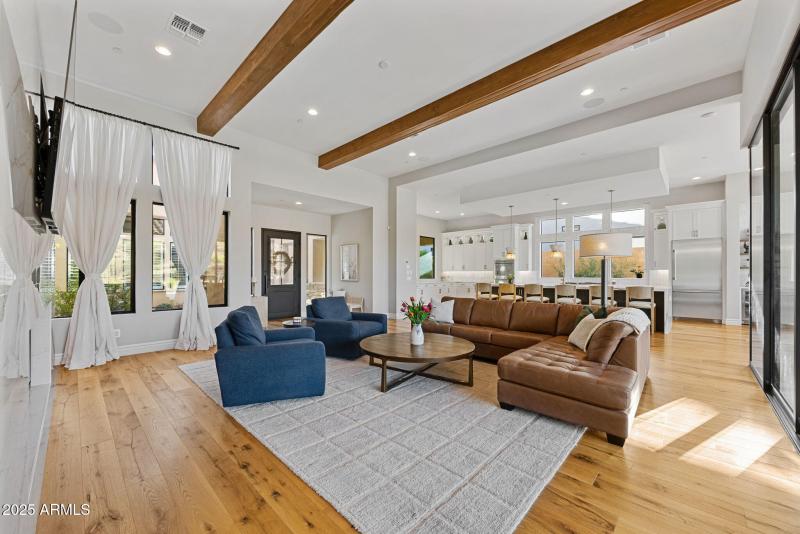 7-web-or-mls-13302-e-ranch-gate-rd