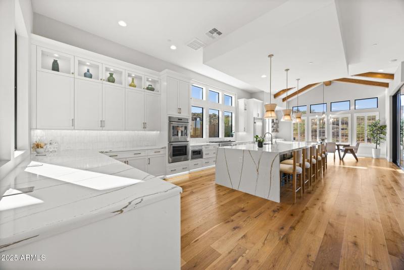 12-web-or-mls-13302-e-ranch-gate-rd