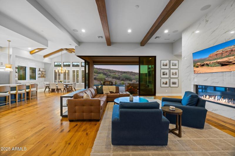 60-web-or-mls-13302-e-ranch-gate-rd