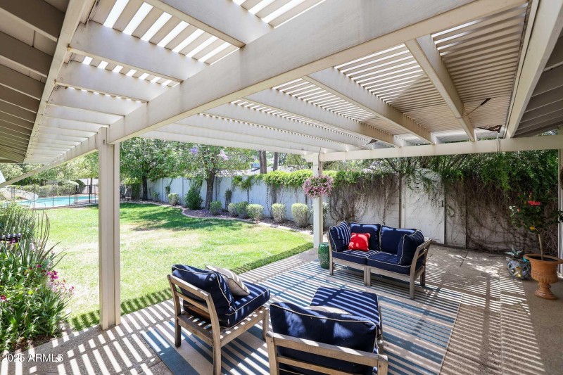 Patio 3