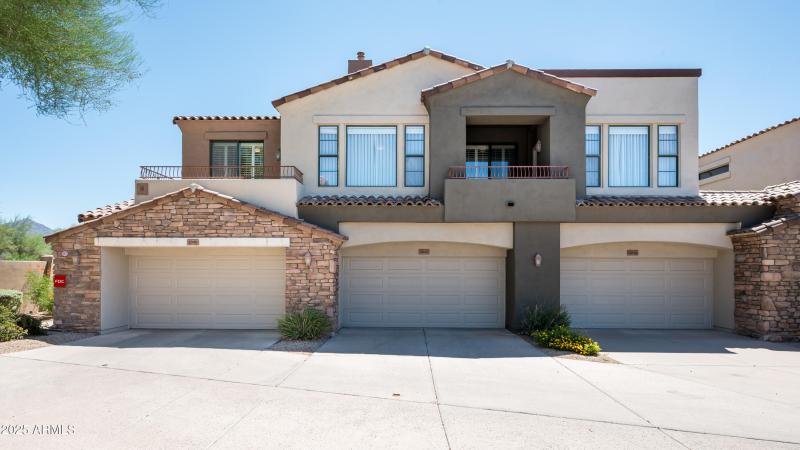 End Unit on the Left