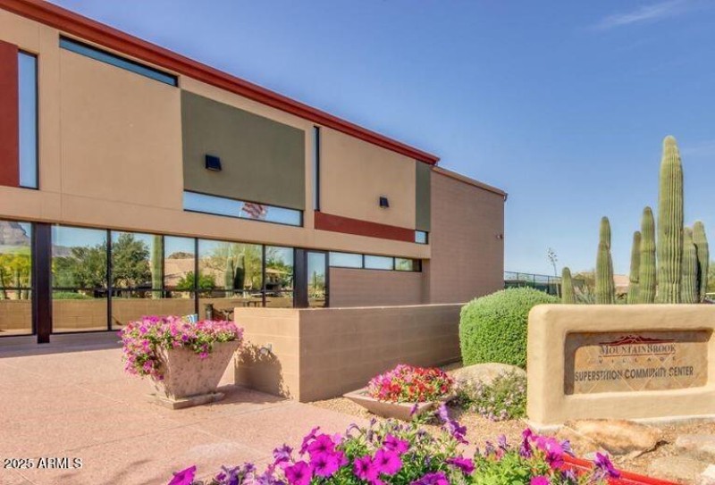 Superstition Center