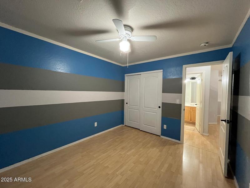 PHOTO-2025-09-06-07-49-20 11