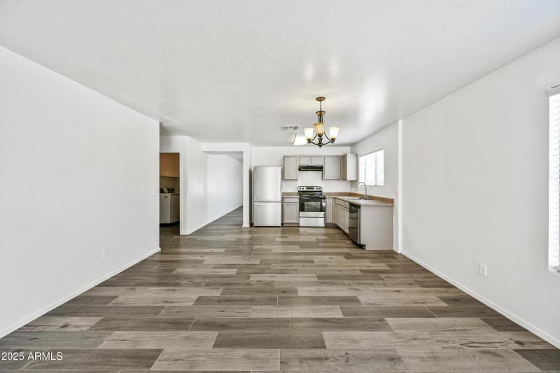 10-225EGS-ocupix-9-10