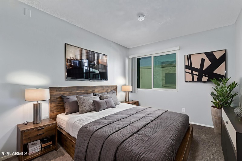 22-47th - Bedroom - Industrial - 9