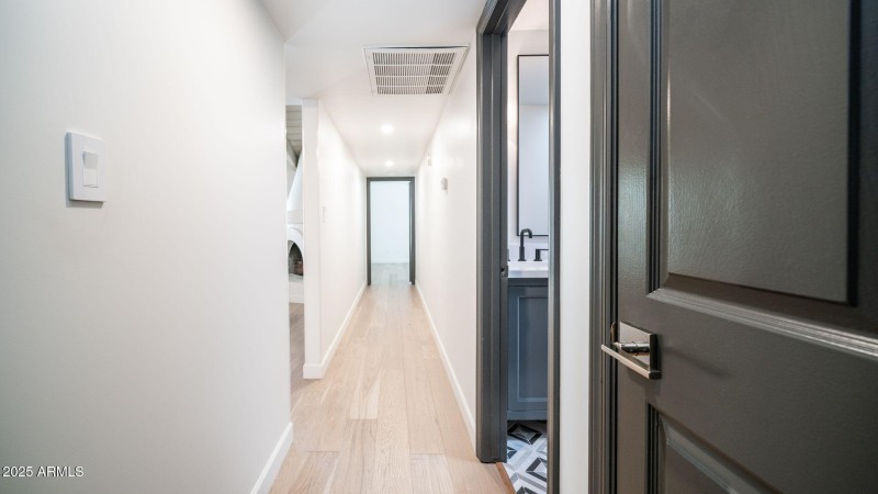 Hall to Bedrooms