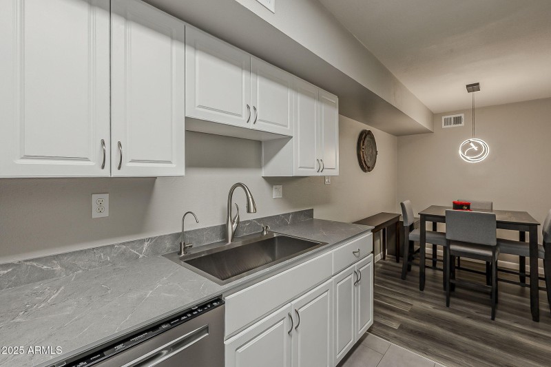 18-web-or-mls-78th St-12