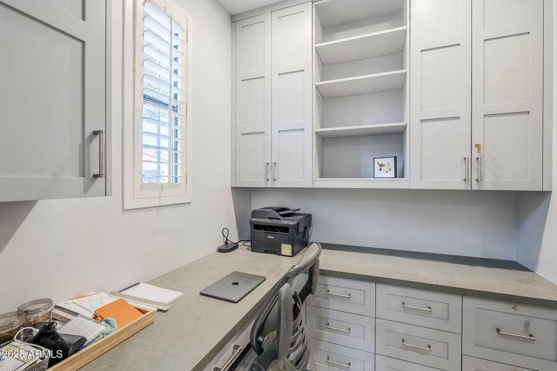 Bonus Office Nook/Pantry