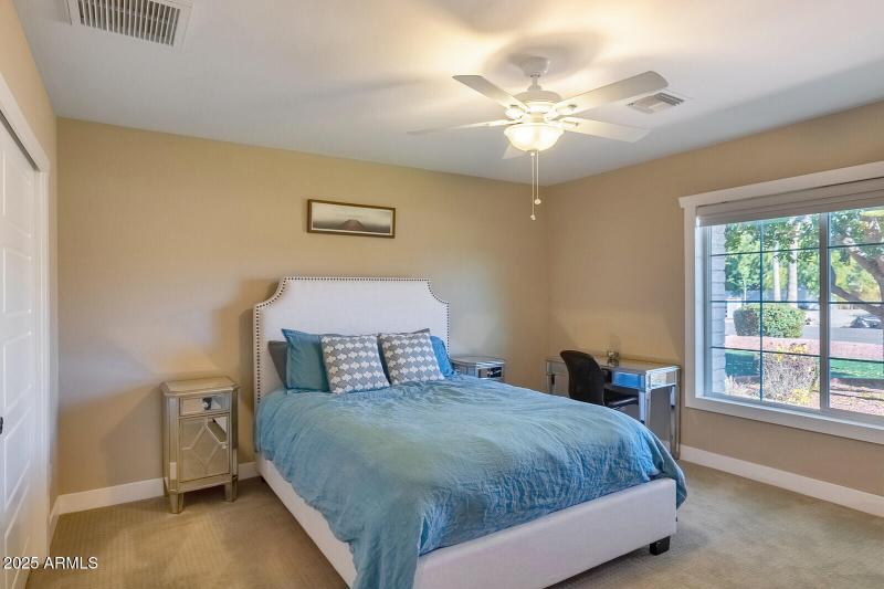 41_12140_N_76th_Ct__41_mls