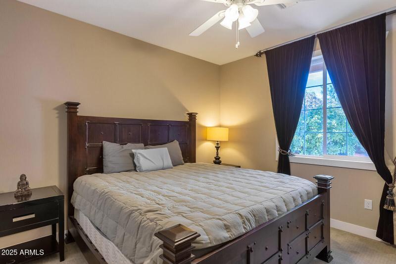 64_12140_N_76th_Ct__64_mls