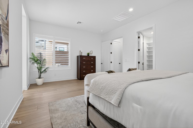 21-print-026_A7404302