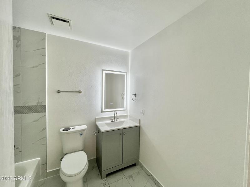 1D2C8EE0-82F6-418B-9D90-89CFEEF4EC15