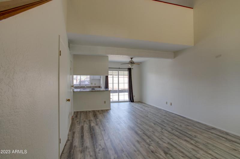 2215 W Agusta ave phx 103-8