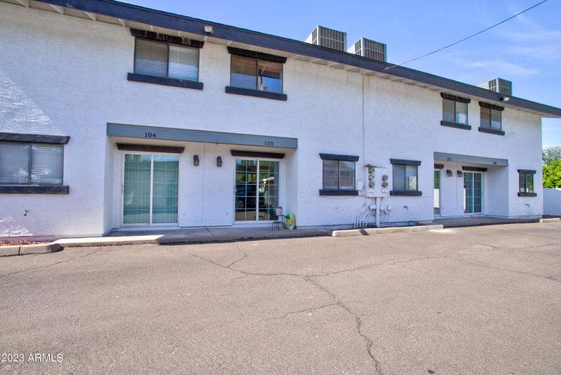 2215 W Agusta ave phx 103-29