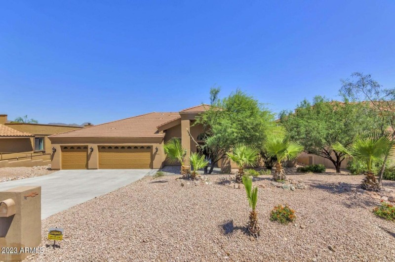 20181026035356002917000000-o