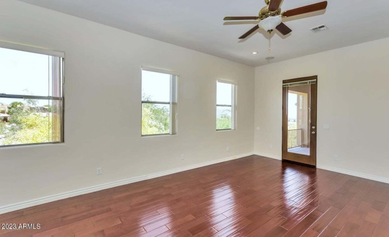 20181026035430011863000000-o