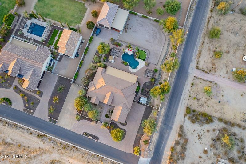119-web-or-mls-Hombre-aerial-10