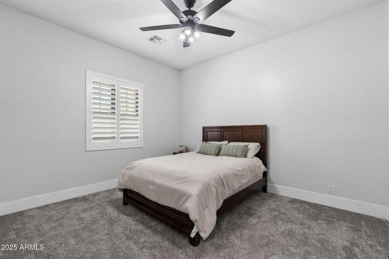 043__11186 W Dove Roost Rd