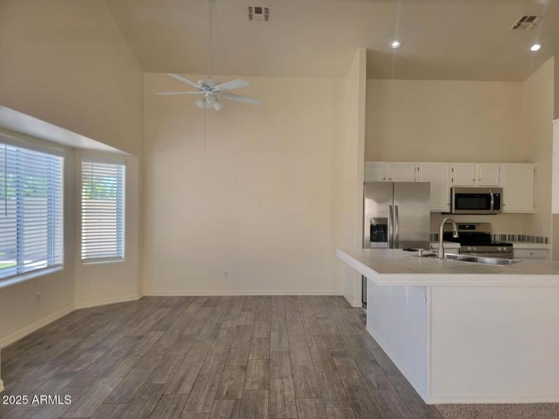 Screenshot_20250912_074136_Gallery