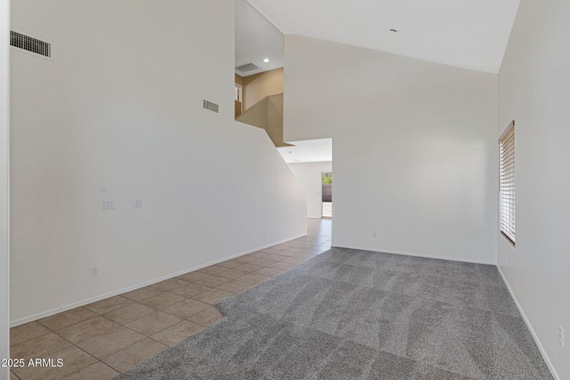 2691 W Angel Way-7