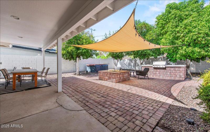 18-6520 E Osborn Rd 18