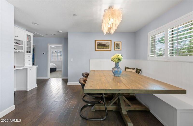 06-6520 E Osborn Rd 06