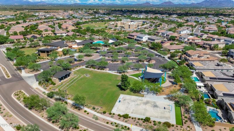 Sky Crossing Community Areas