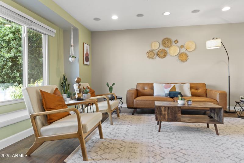 04_8655_E_Monte_Vista_Dr__04