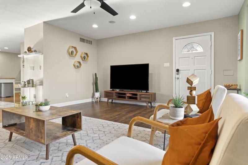 06_8655_E_Monte_Vista_Dr__06