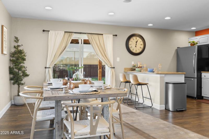 11_8655_E_Monte_Vista_Dr__11