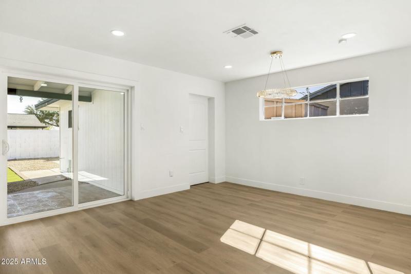 6725 E Moreland St Scottsdale - 275