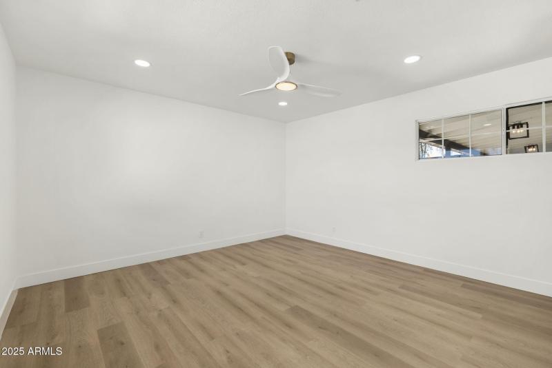 6725 E Moreland St Scottsdale - 350