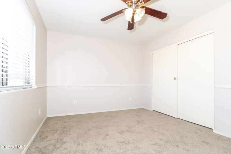 009-photo-master-bedroom-8343338