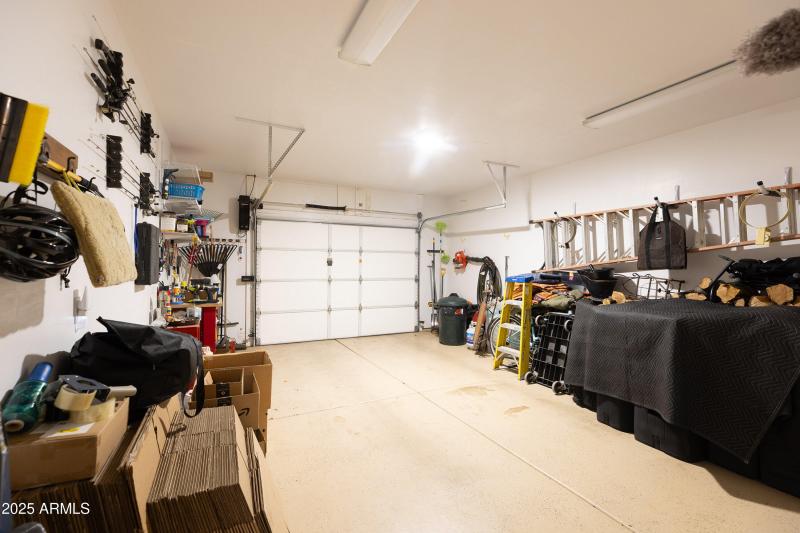 038_photo38_3723_crown_dancer_dr._pt_kar