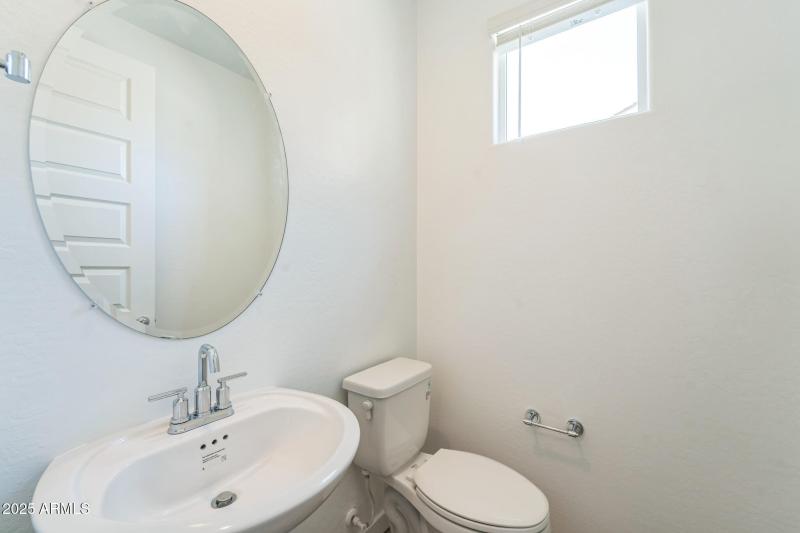 30_10103_E_Ulysses_Ave_Mesa_AZ_85212_USA