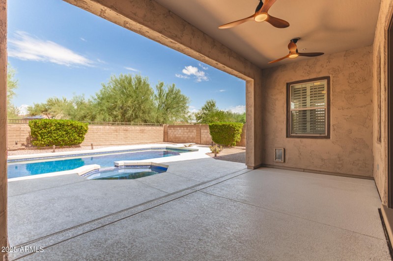 52 Desert Mirage