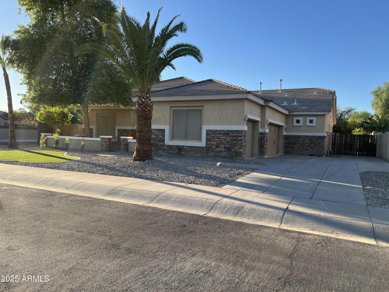 77967615947__045D99B2-E5BC-46B3-B7A2-3AC