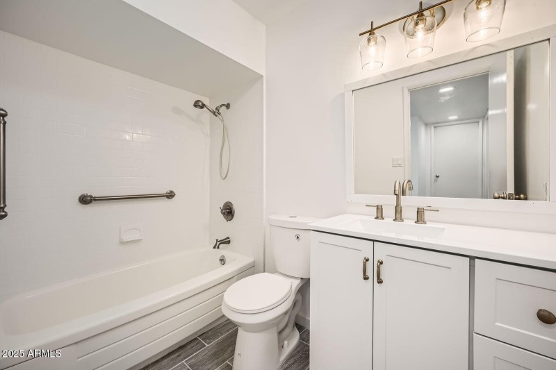 12021 North Riviera Court - Web Quality